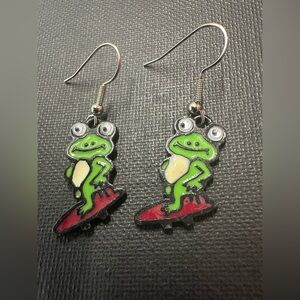 VINTAGE LIME GREEN FROG DANGLE EARRINGS